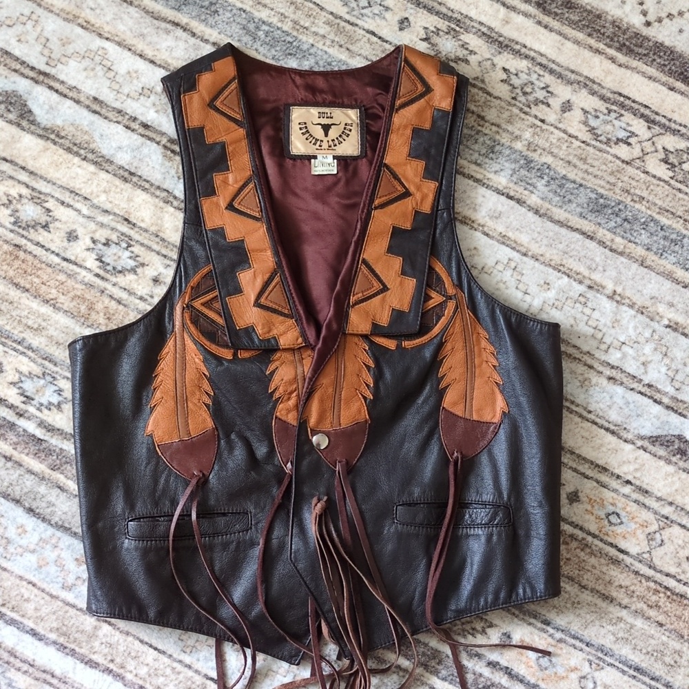 Vintage Mexican Leather Vest w/Fringe & Feather Applique. Sz M. Brown - Picture 9 of 11